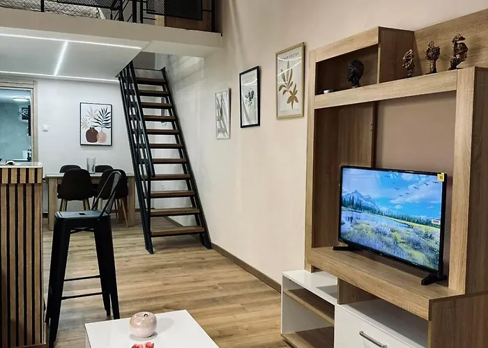 Nomad Life Apartament Volos